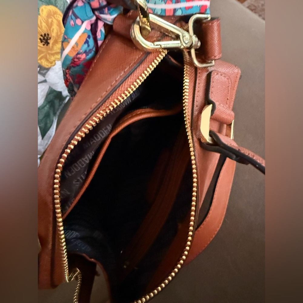 Steve Madden Brown Faux Leather Crossbody Satchel with Floral Scarf - Picture 3 of 7